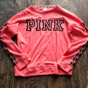 New PINK crew neck sweatshirt